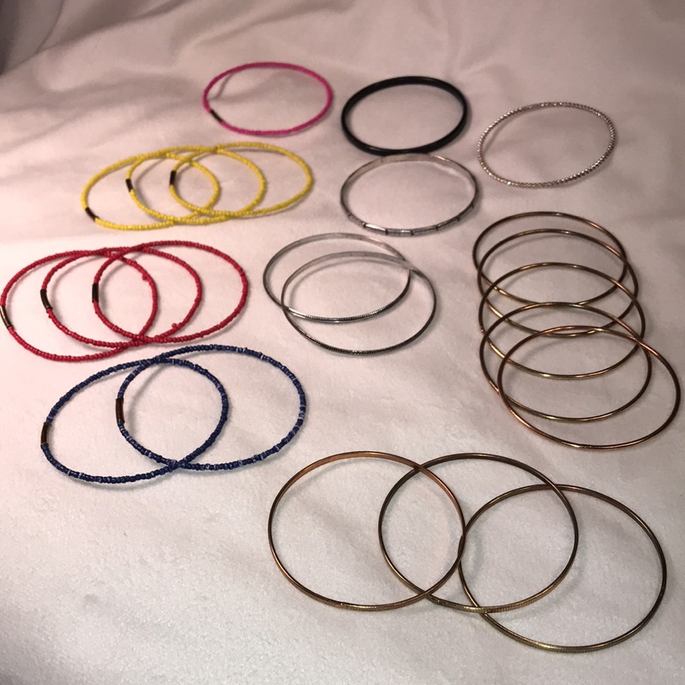 22 Stackable Bangles - Picture 3 of 14